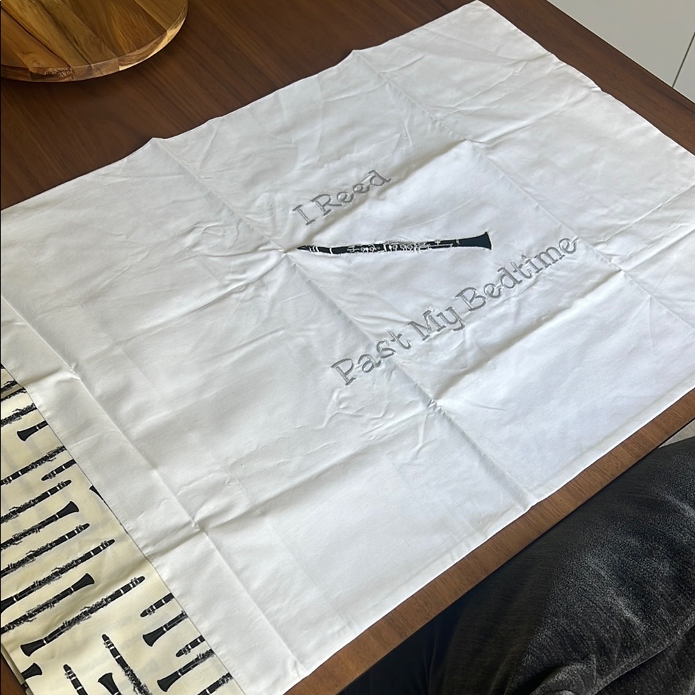 Clarinet Pillow Case “I Reed Past My Bedtime”